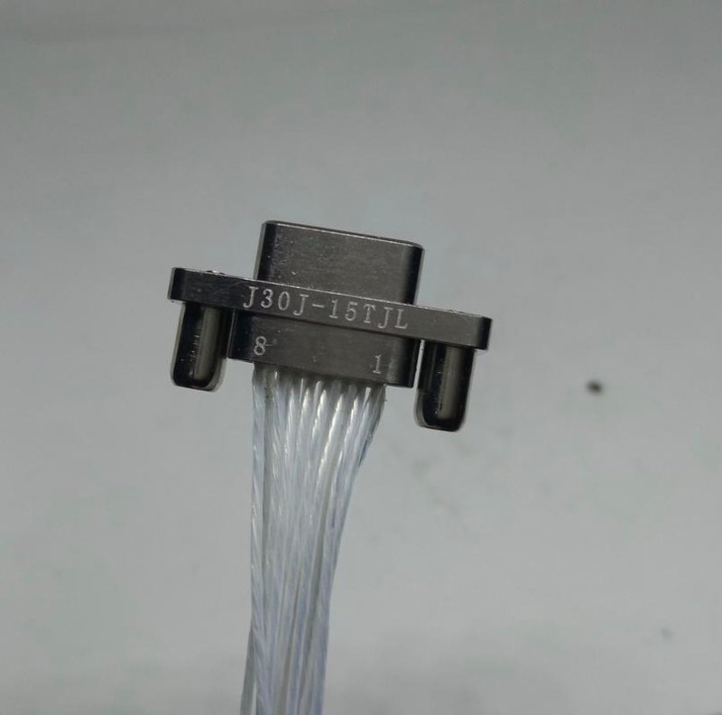 电子元件在现代科技中的作用与案例分析